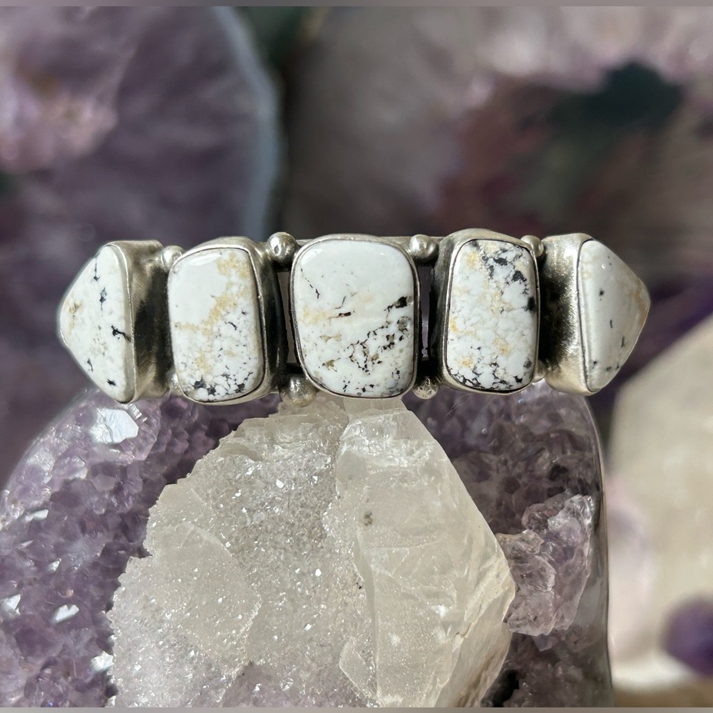 NWT Augistine Largo Navajo handmade White Buffalo Bracelet - Picture 3 of 8